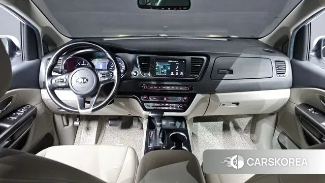 Kia The New Carnival id 3748187 из Кореи 17