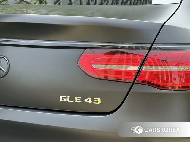 Mercedes-Benz GLE Coupe AMG id 4210023 из Китая 39