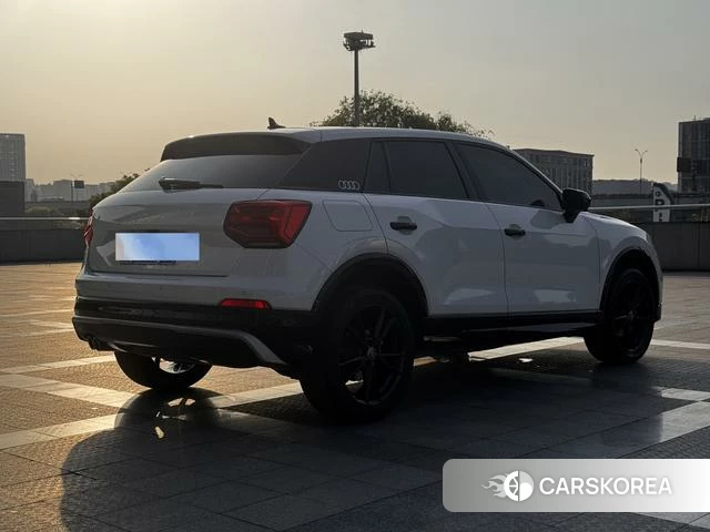 Audi Q2L id 4275795 из Китая 18