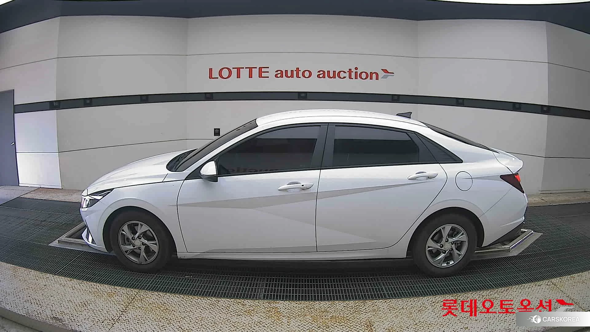 Hyundai Avante id 4504378 из Кореи 34