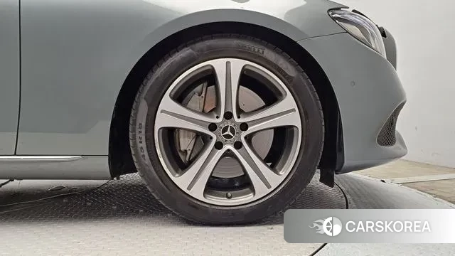 Mercedes-Benz E-Class W213 id 2991373 из Кореи 17