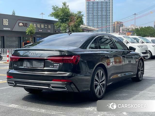 Audi A6L id 4273889 из Китая 30
