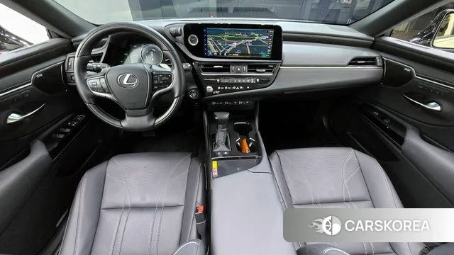 Lexus ES300h 7th generation id 3870433 из Кореи 17