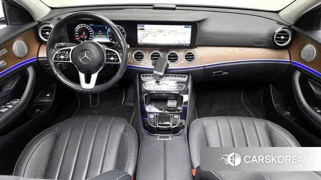 Mercedes-Benz E-Class W213 id 3661556 из Кореи 17