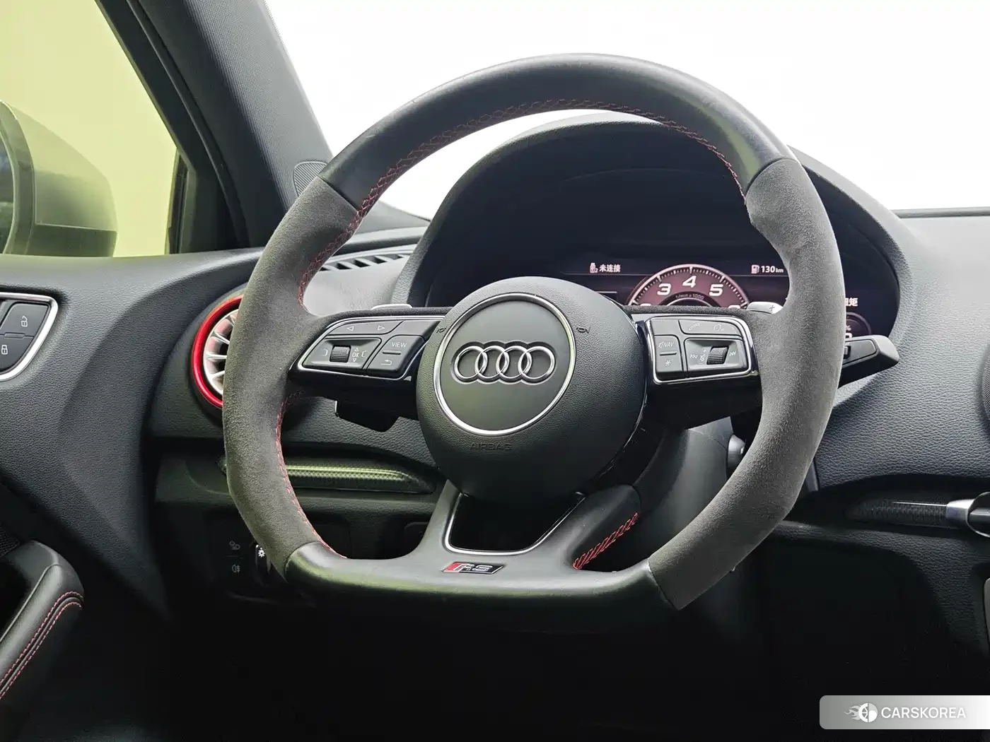 Audi RS 3 id 4600902 из Китая 18