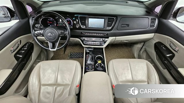 Kia The New Carnival id 3814453 из Кореи 17