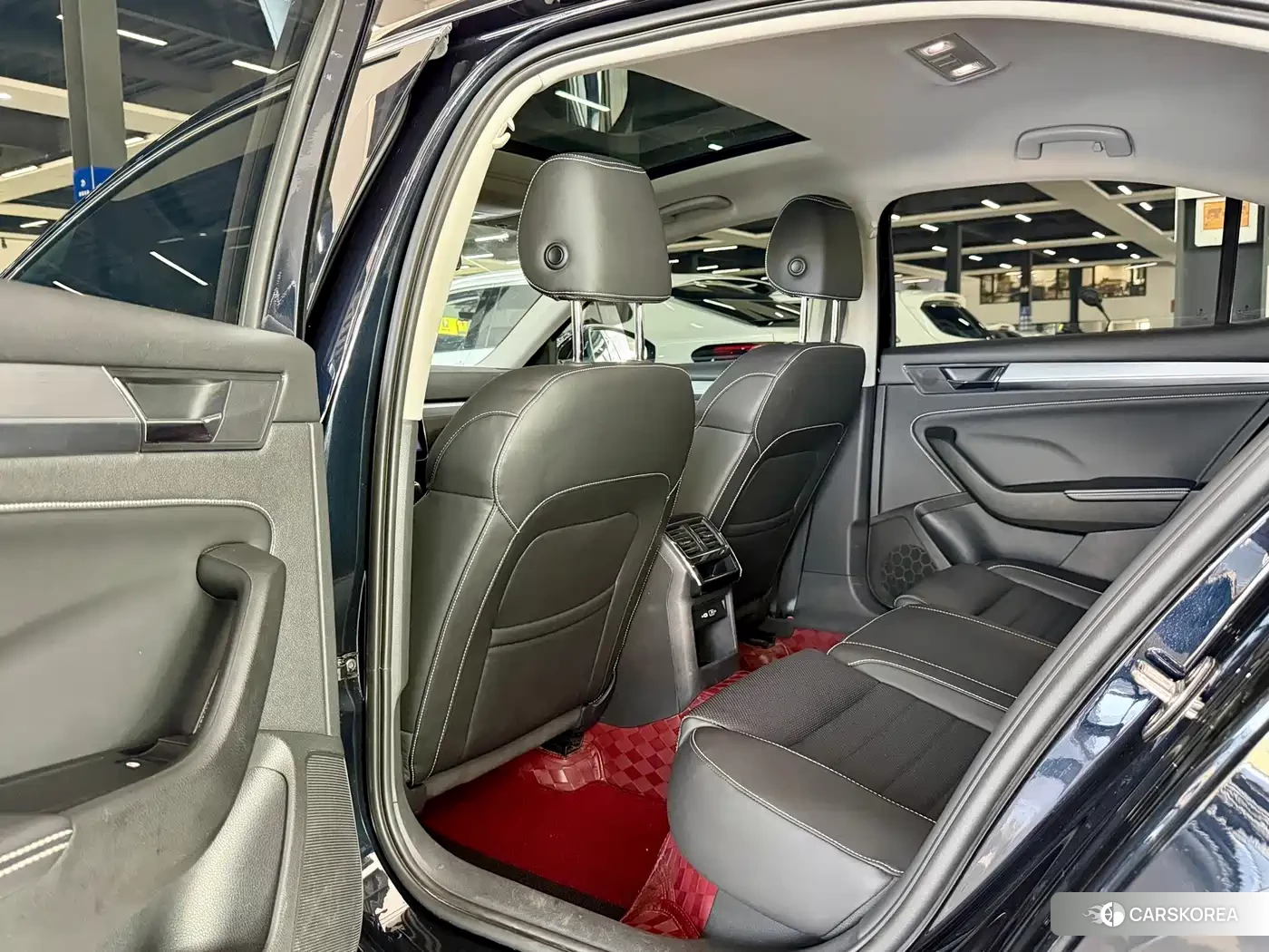 Skoda Superb id 4589283 из Китая 12