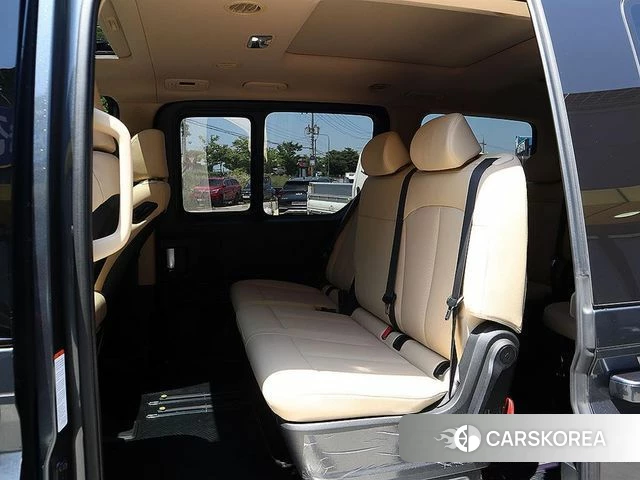 Hyundai Staria id 4392497 из Кореи 17