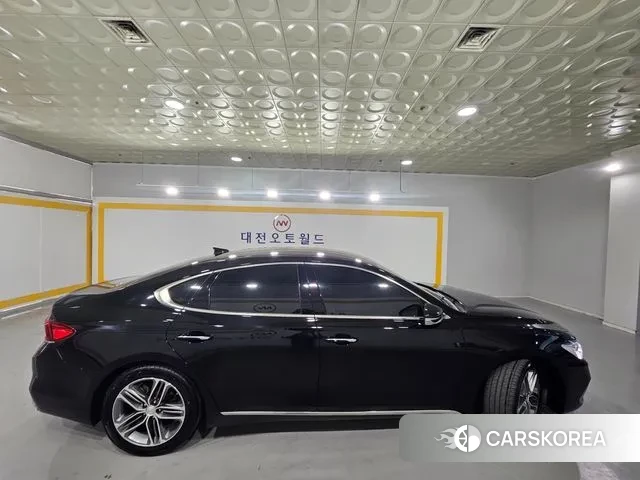 Hyundai Grandeur IG id 3308162 из Кореи 17