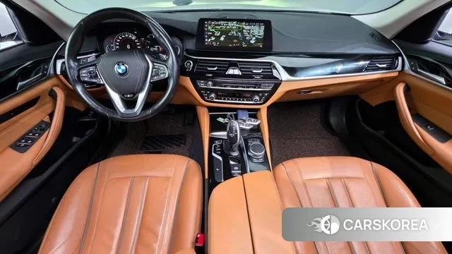 BMW 5 Series (G30) id 3568695 из Кореи 17