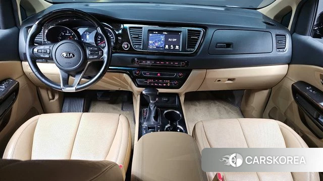 Kia The New Carnival id 4339630 из Кореи 17