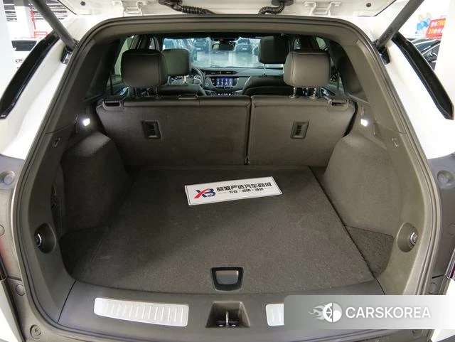 Cadillac XT5 id 4235741 из Китая 18