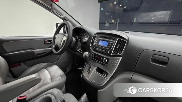 Hyundai The New Grand Starex id 4573577 из Кореи 27