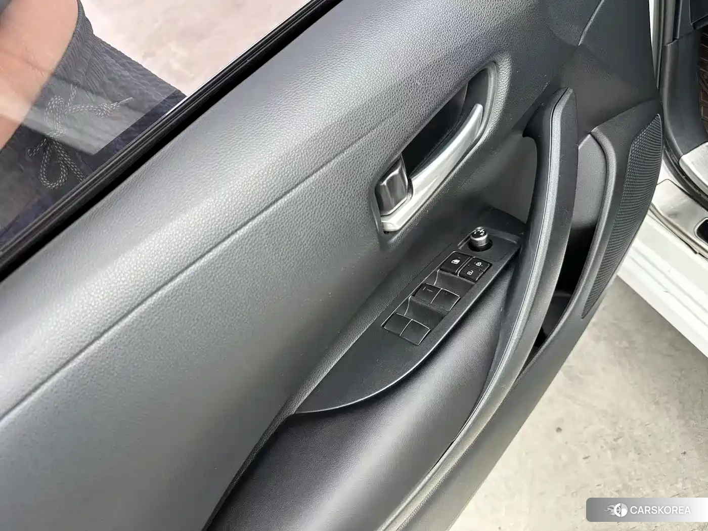 Toyota Corolla id 4679765 из Китая 18