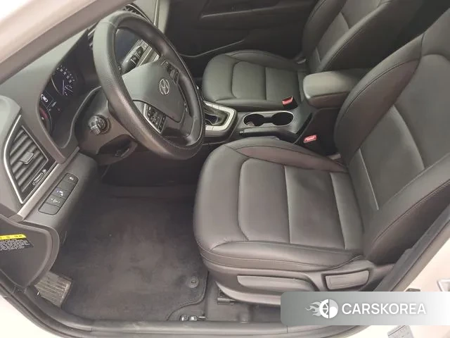 Hyundai Avante AD id 3682638 из Кореи 14