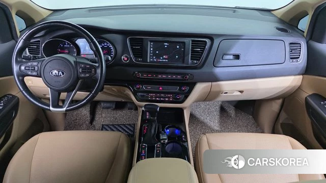 Kia The New Carnival id 4403179 из Кореи 34