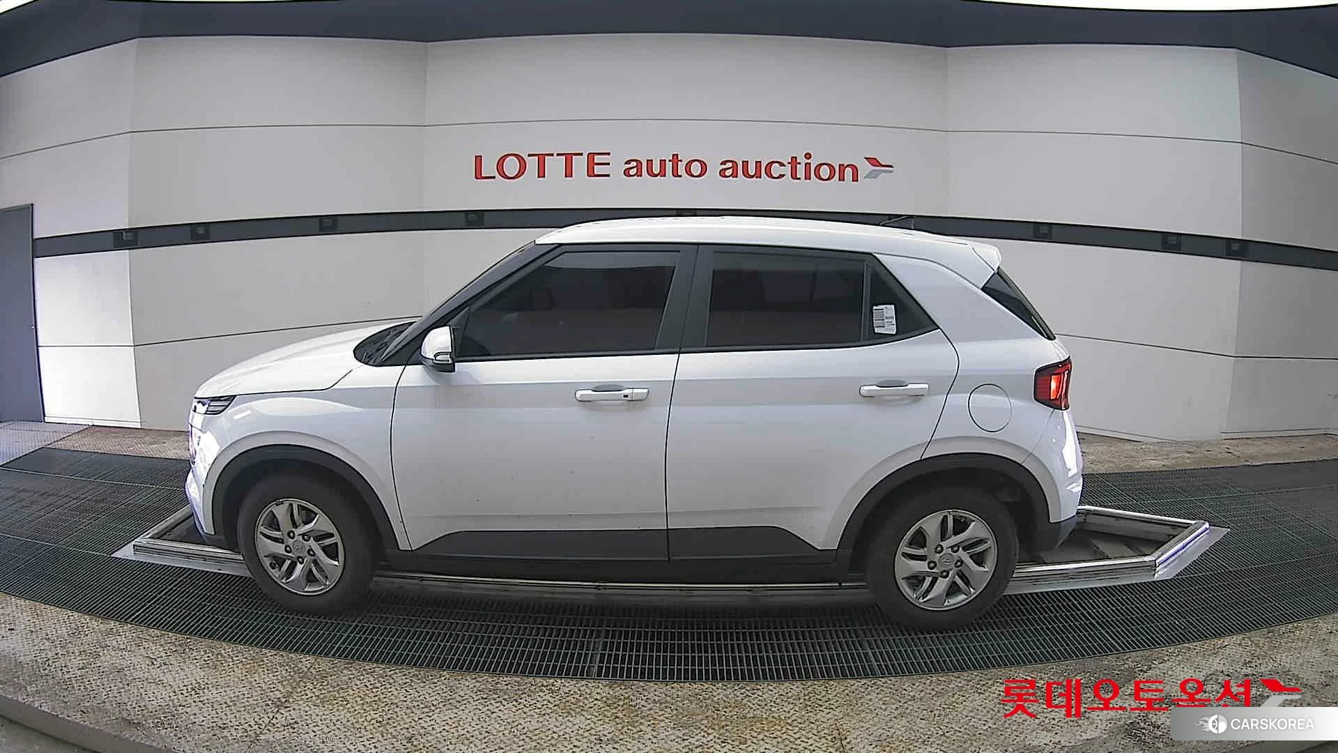 Hyundai Venue id 3888322 из Кореи 33