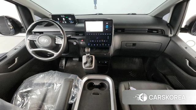 Hyundai Staria id 4308147 из Кореи 17