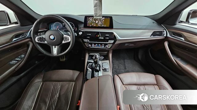 BMW 5 Series (G30) id 4530449 из Кореи 35