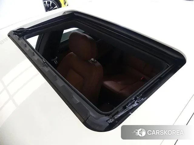 Maserati Quattroporte id 3060404 из Кореи 17