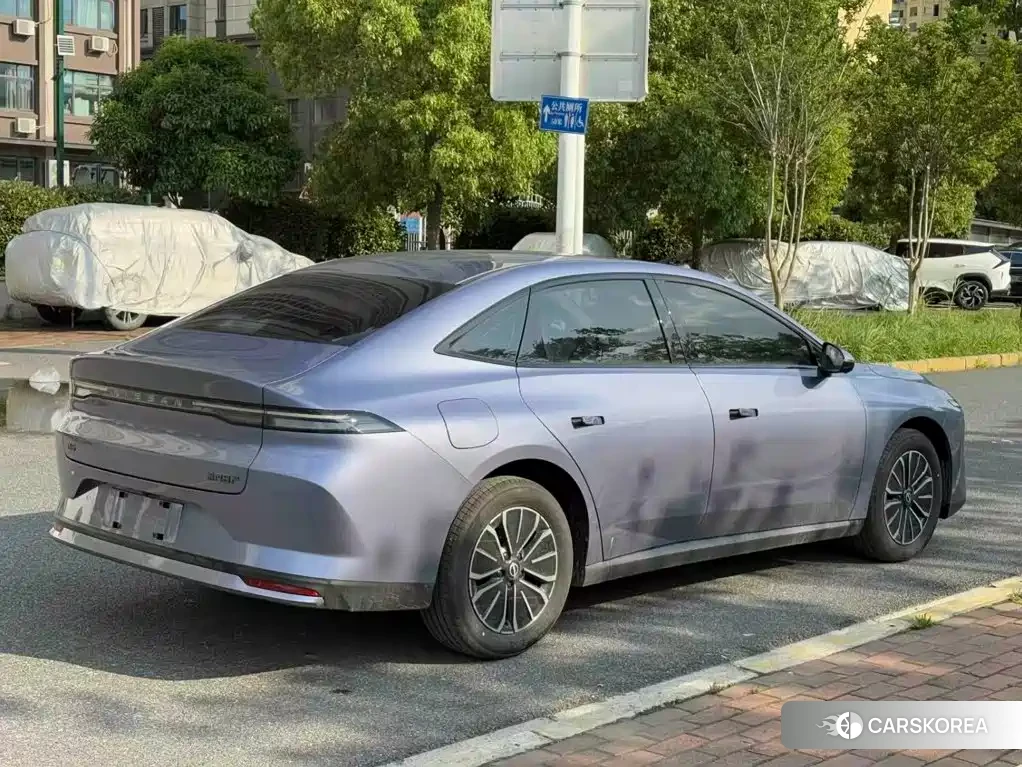 Nissan N6 id 4606935 из Китая 9