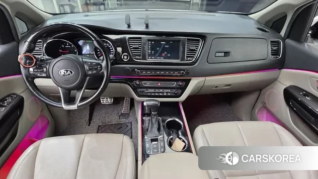 Kia The New Carnival id 3510158 из Кореи 17