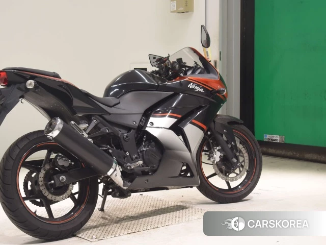 Kawasaki NINJA 250R 2012 из Японии, фото 3