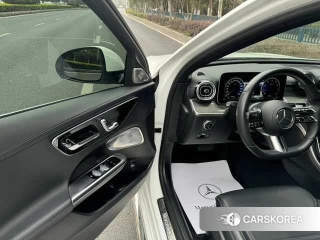 Mercedes-Benz Class C id 4333712 из Китая 11