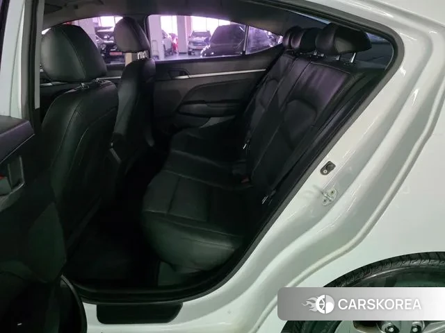 Hyundai Avante AD id 3489943 из Кореи 14