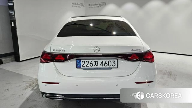 Mercedes-Benz E-Class W214 id 4354229 из Кореи 17