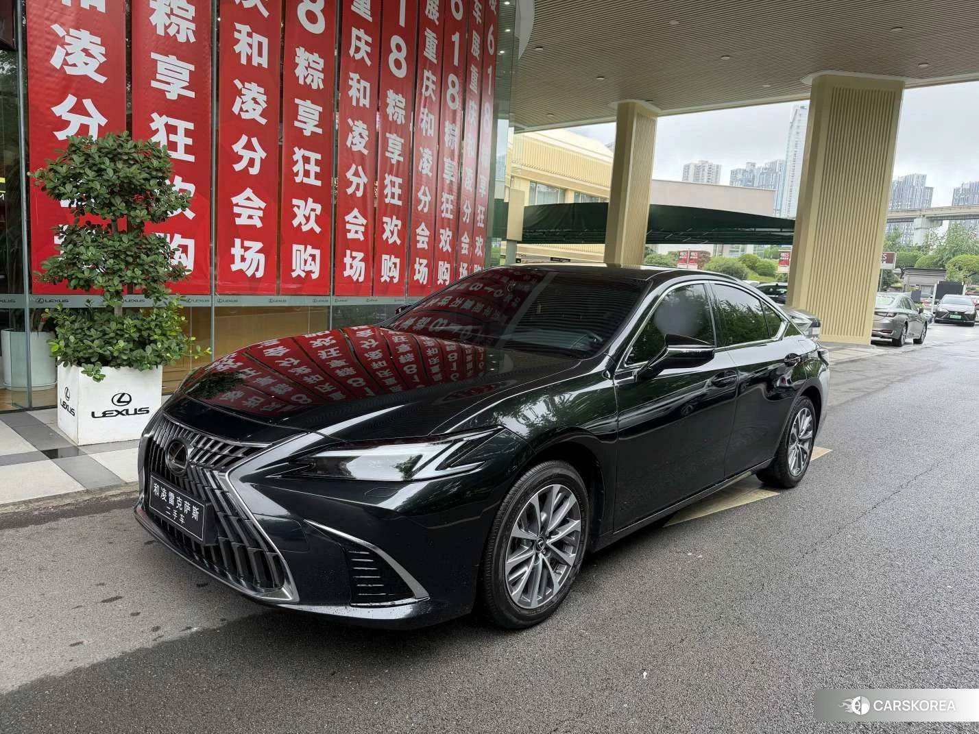 Lexus ES id 4512531 из Китая 7