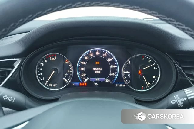 Buick Regal id 4236782 из Китая 14