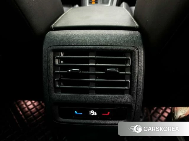Volkswagen Golf id 4254127 из Китая 10