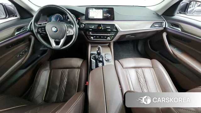 BMW 5 Series (G30) id 4551944 из Кореи 17