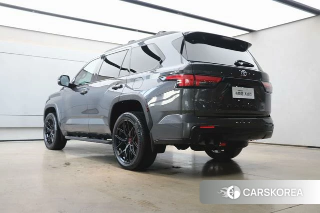 Toyota Sequoia id 4261889 из Китая 29