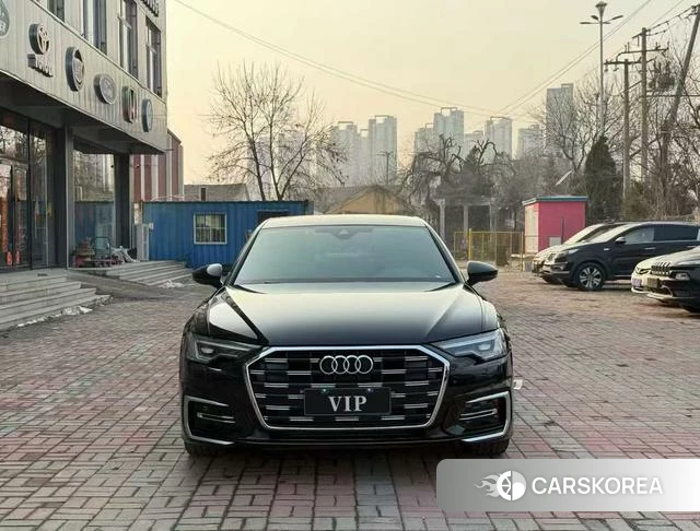 Audi A6L id 4275893 из Китая 7