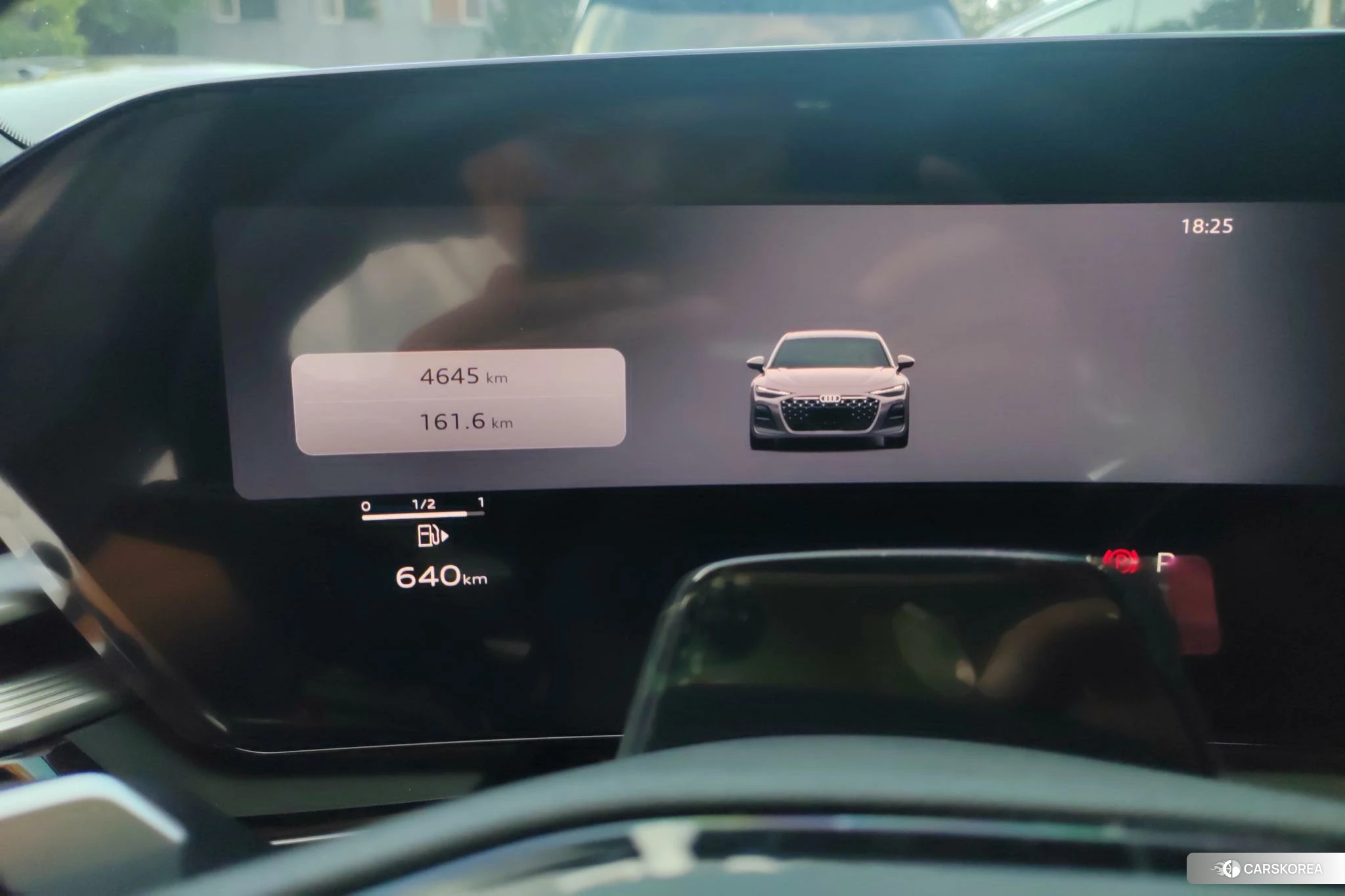 Audi A6L id 4452960 из Китая 14