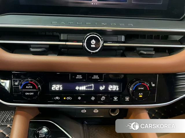 Nissan Exploring the land id 4336043 из Китая 19