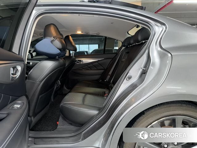 Infiniti Q50 id 3982227 из Кореи 14