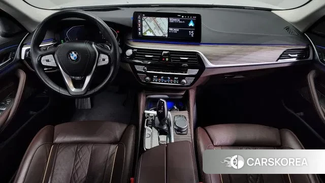 BMW 5 Series (G30) id 3585987 из Кореи 17