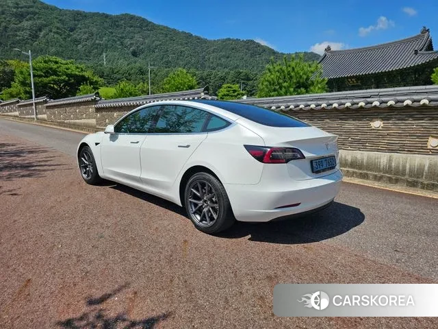 Tesla Model 3 id 3112137 из Кореи 16