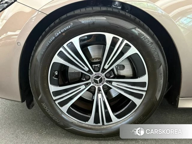 Mercedes-Benz E-Class W214 id 4432381 из Кореи 9