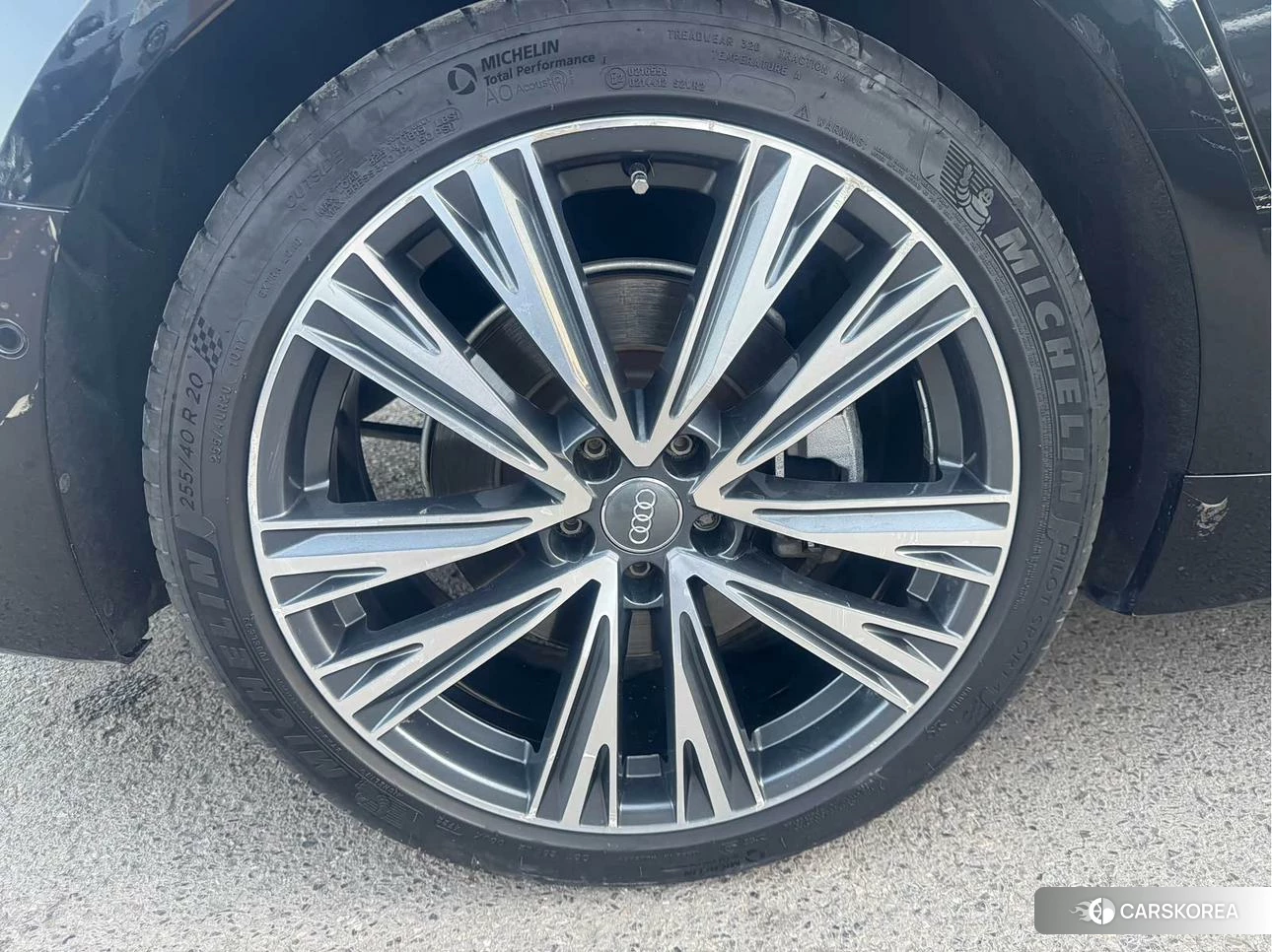 Audi A6L id 4479847 из Китая 12