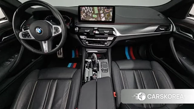 BMW 5 Series (G30) id 3389333 из Кореи 17