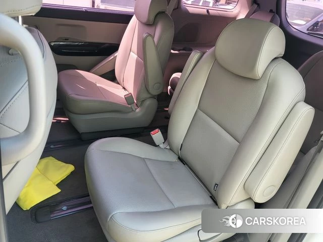 Kia The New Carnival id 4212053 из Кореи 14