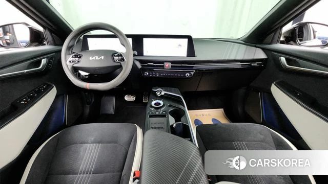 Kia EV6 id 3940936 из Кореи 17