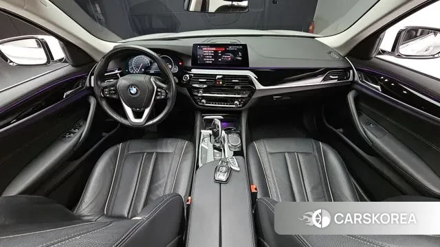 BMW 5 Series (G30) id 3095698 из Кореи 17