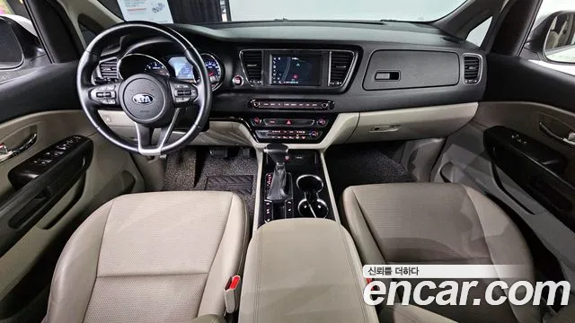 Kia The New Carnival id 2720184 из Кореи 17