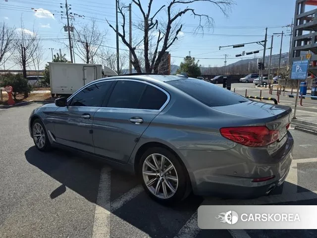 BMW 5 Series (G30) id 3757092 из Кореи 17