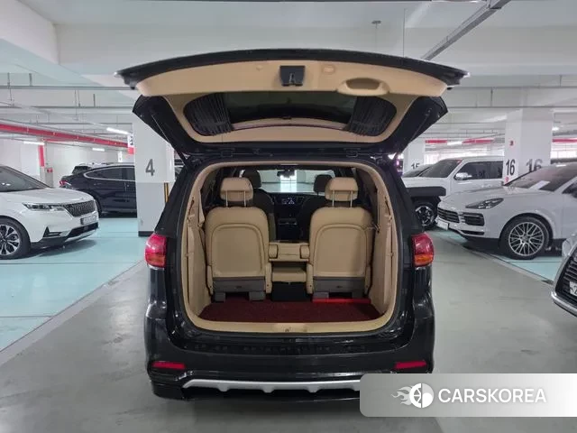 Kia The New Carnival id 3718463 из Кореи 15